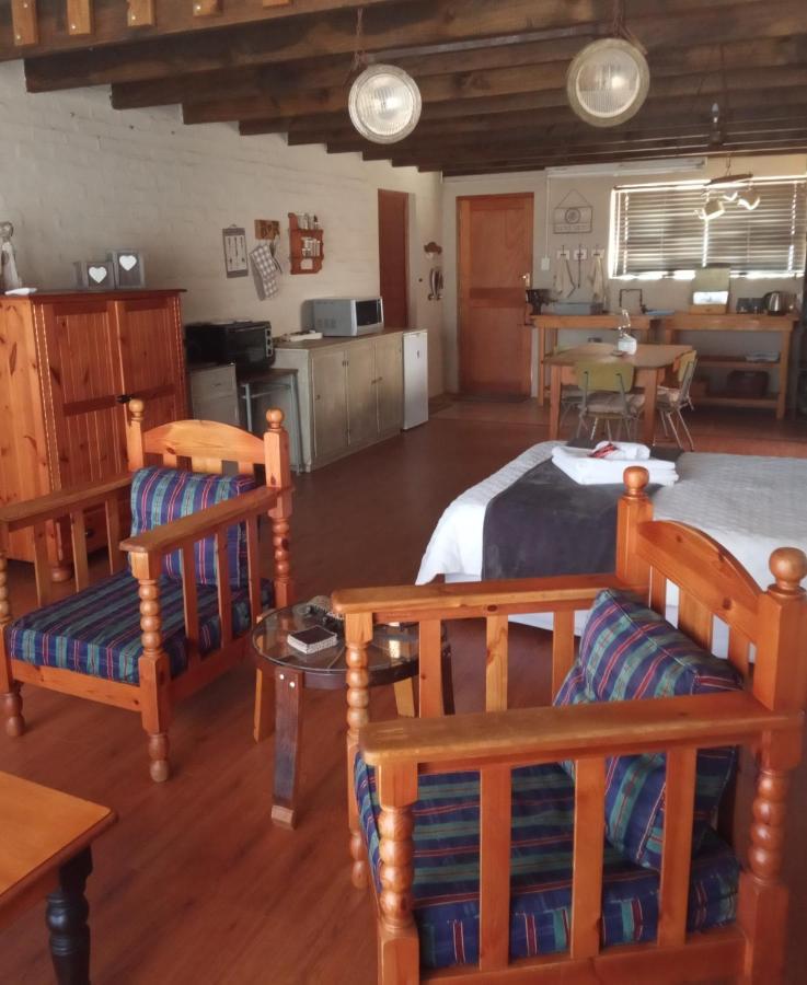 Pureplaas Self Catering Volmoed Oudtshoorn Klein Karoo公寓 外观 照片